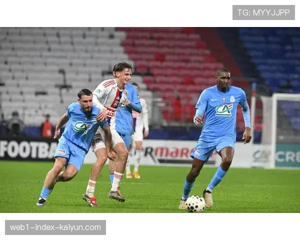 法甲三强欧冠征程 巴黎领跑马赛摩纳哥陷入苦战 法甲三强欧冠征程 巴黎领跑马赛摩纳哥陷入苦战